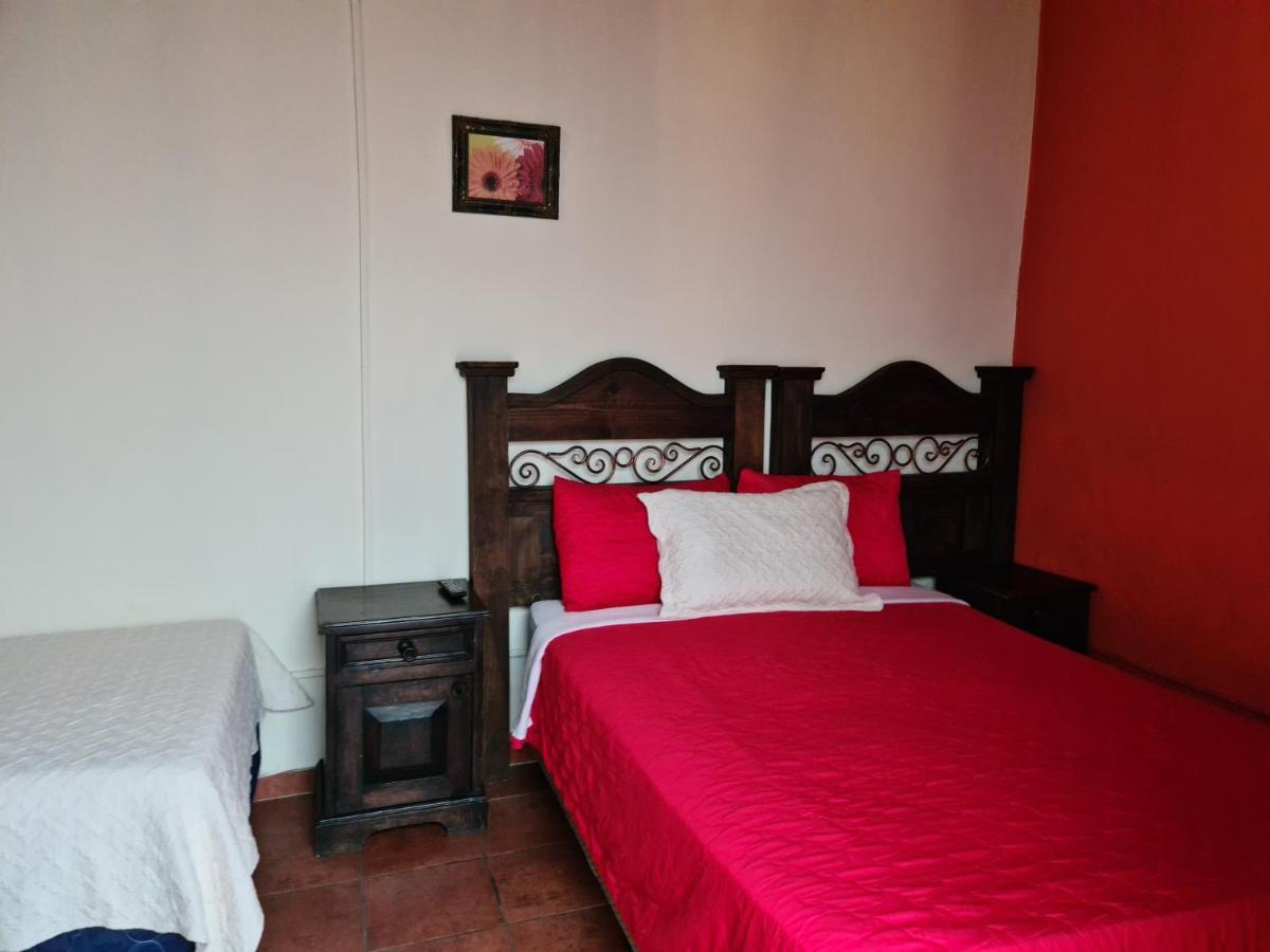 Hotel San Judas Tadeo Garden Antigua Buitenkant foto