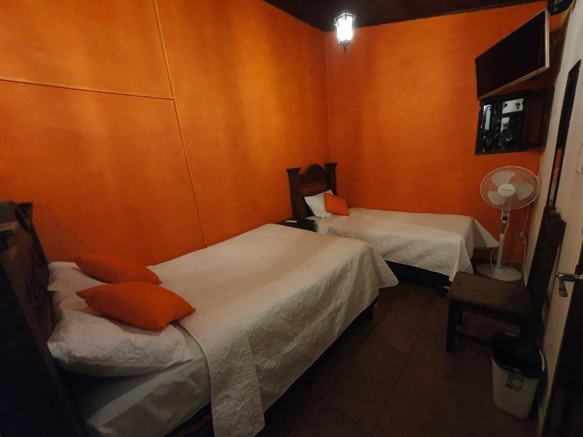 Hotel San Judas Tadeo Garden Antigua Buitenkant foto